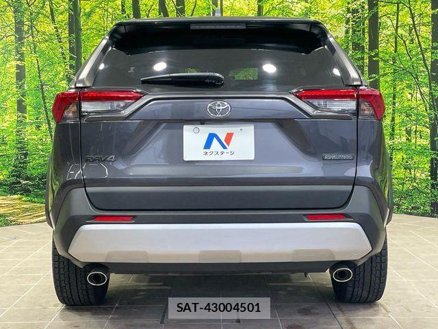 Toyota RAV4 2023-05 5876663-14