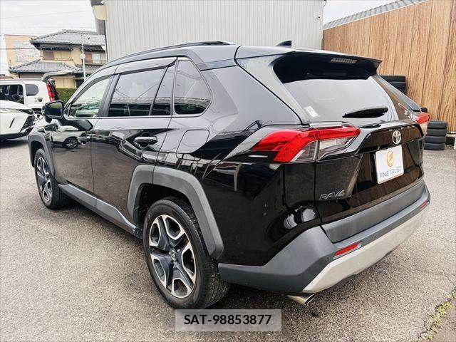 Toyota RAV4 2020-02 6016989-19