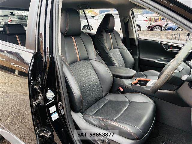 Toyota RAV4 2020-02 6016989-7