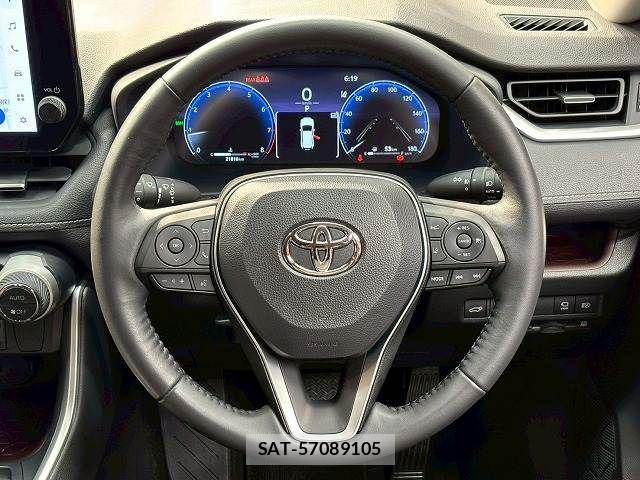 Toyota RAV4 2024-04 6016949-12