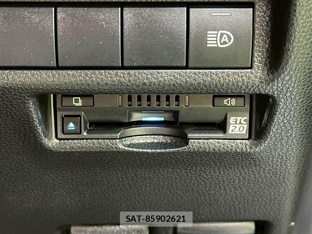 Toyota RAV4 2020-09 6135602-14