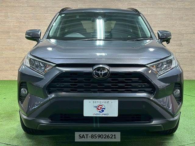 Toyota RAV4 2020-09 6135602-16