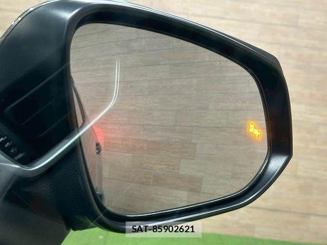 Toyota RAV4 2020-09 6135602-5