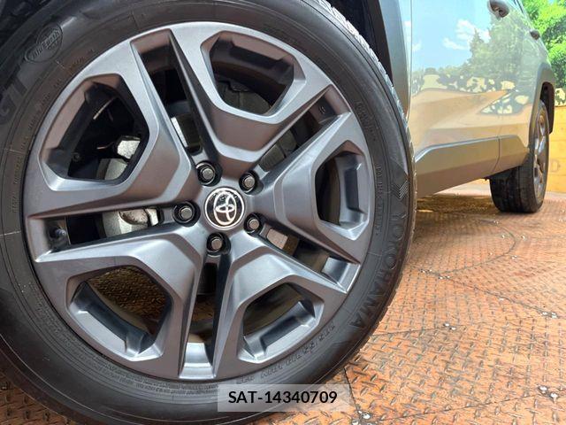 Toyota RAV4 2023-07 6218848-11