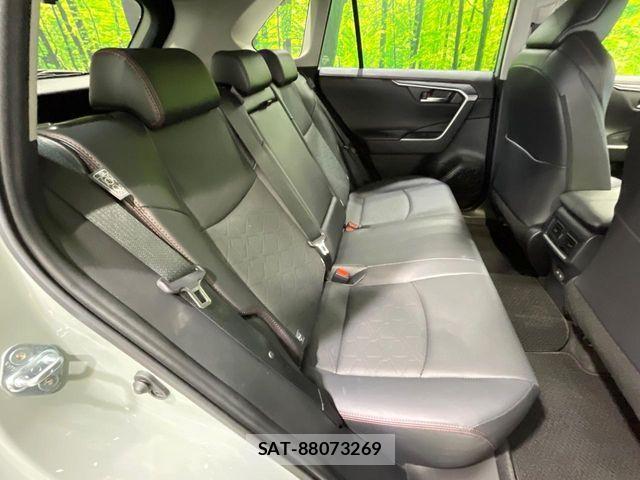 Toyota RAV4 2024-01 6218849-9