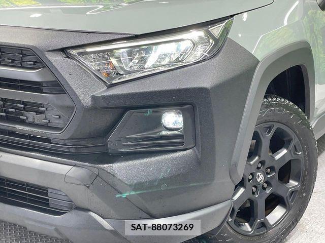 Toyota RAV4 2024-01 6218849-12