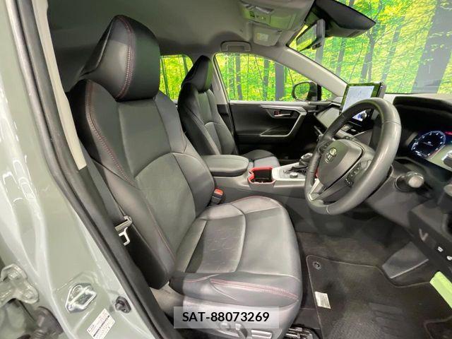 Toyota RAV4 2024-01 6218849-8