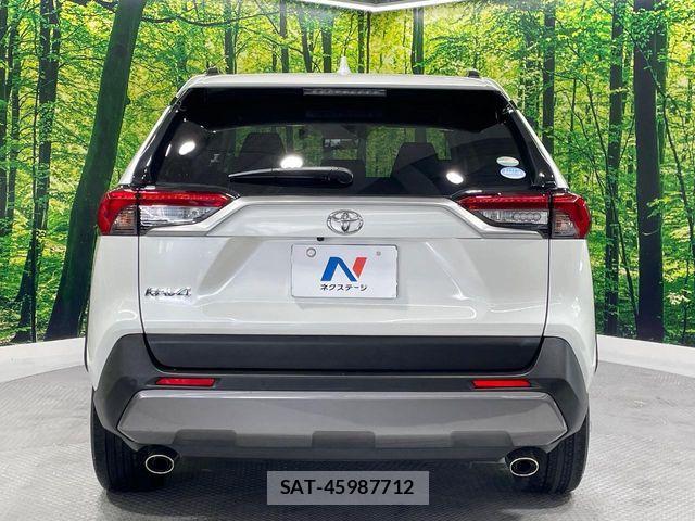 Toyota RAV4 2019-08 6218916-15