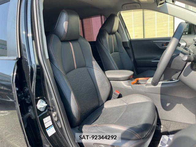 Toyota RAV4 2021-07 6218914-8