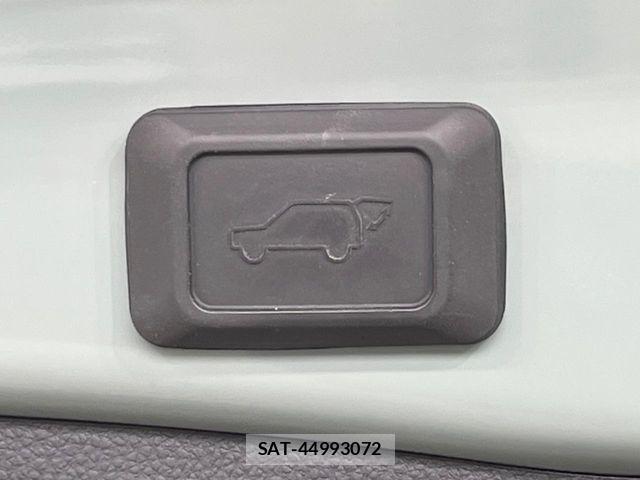 Toyota RAV4 2023-09 6218872-10