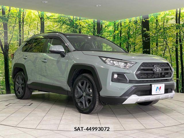 Toyota RAV4 2023-09 6218872-16