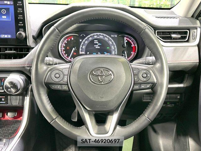Toyota RAV4 2022-09 6218870-10