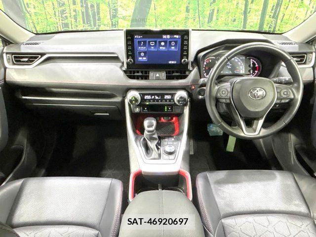 Toyota RAV4 2022-09 6218870-1