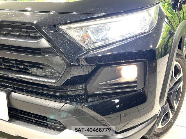 Toyota RAV4 2019-04 6218913-12