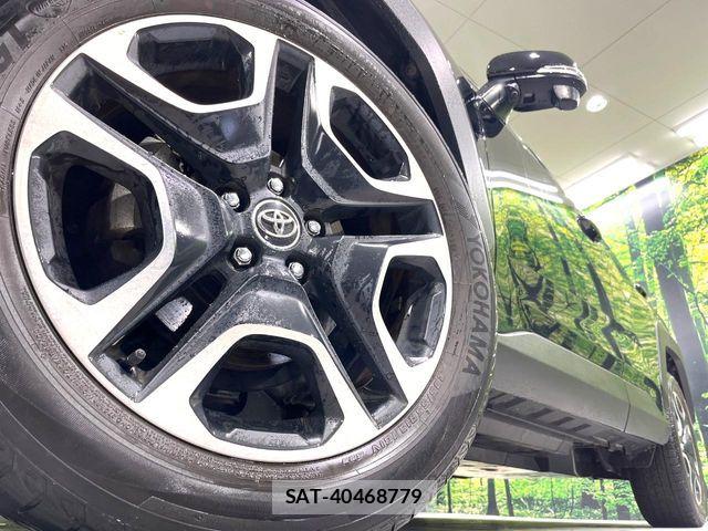 Toyota RAV4 2019-04 6218913-13