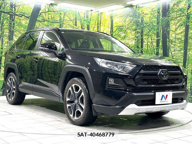 Toyota RAV4 2019-04 6218913-16