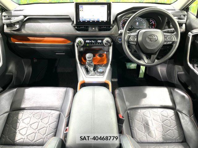 Toyota RAV4 2019-04 6218913-1