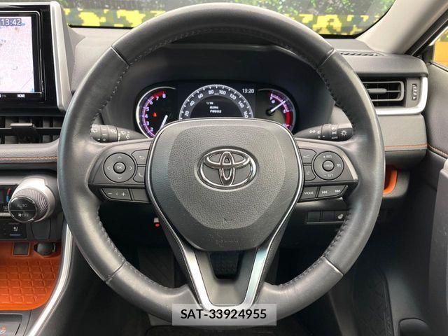 Toyota RAV4 2020-02 6218903-10