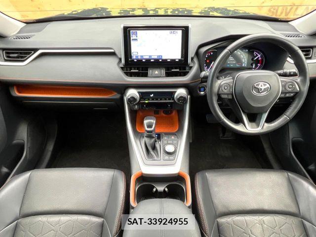 Toyota RAV4 2020-02 6218903-1