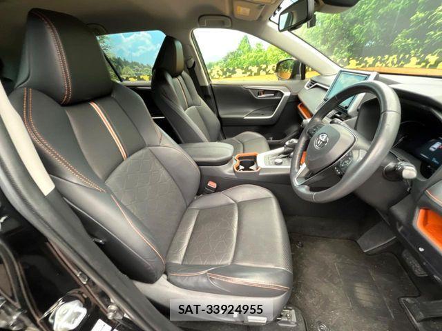 Toyota RAV4 2020-02 6218903-7