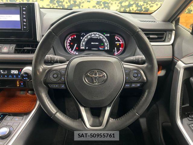 Toyota RAV4 2021-03 6247002-10
