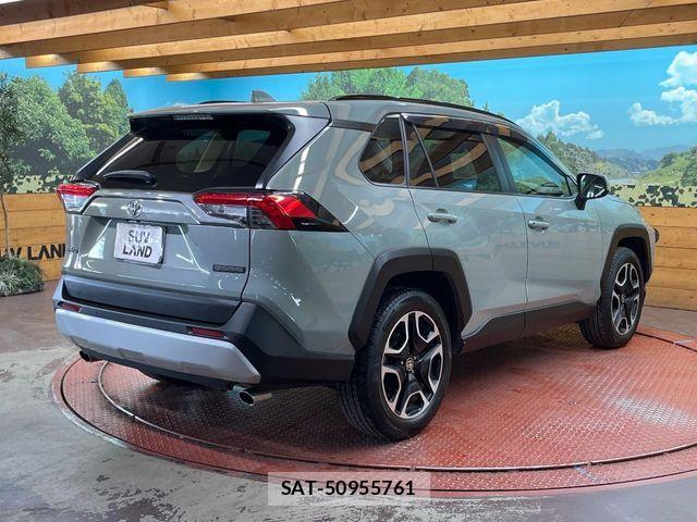 Toyota RAV4 2021-03 6247002-16