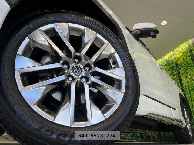 Toyota RAV4 2019-07 6246990-12