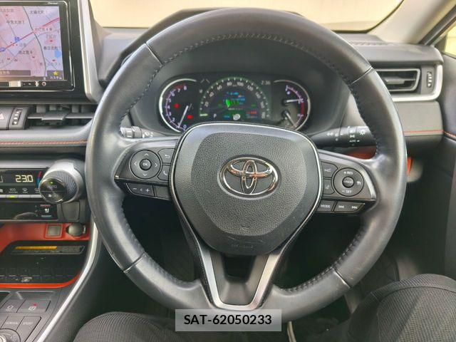 Toyota RAV4 2020-05 6265698-1