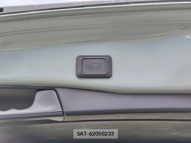 Toyota RAV4 2020-05 6265698-19