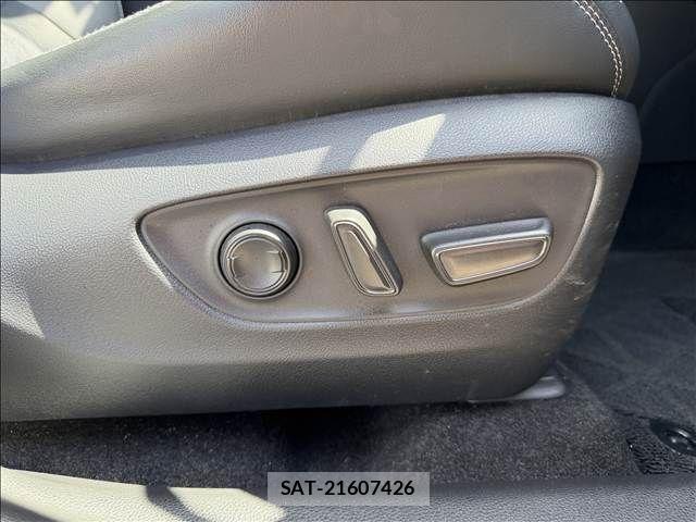 Toyota RAV4 2020-09 6265701-17