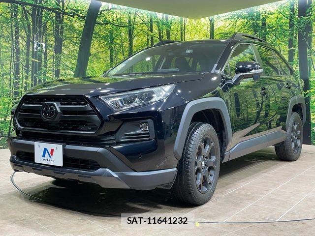 Toyota RAV4 2022-01 6502563-15