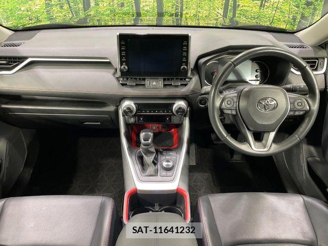 Toyota RAV4 2022-01 6502563-1