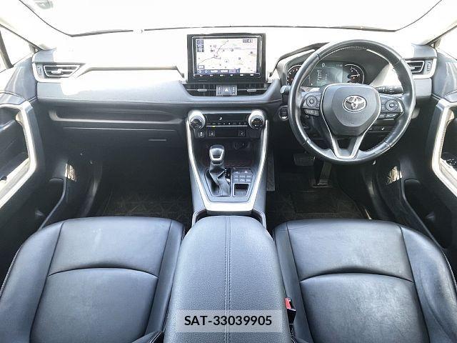 Toyota RAV4 2019-08 6546629-1