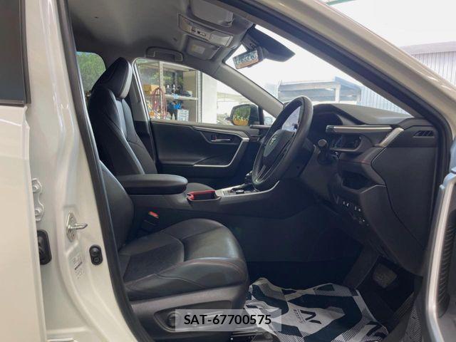 Toyota RAV4 2024-09 6614393-9