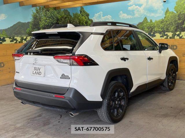 Toyota RAV4 2024-09 6614393-18