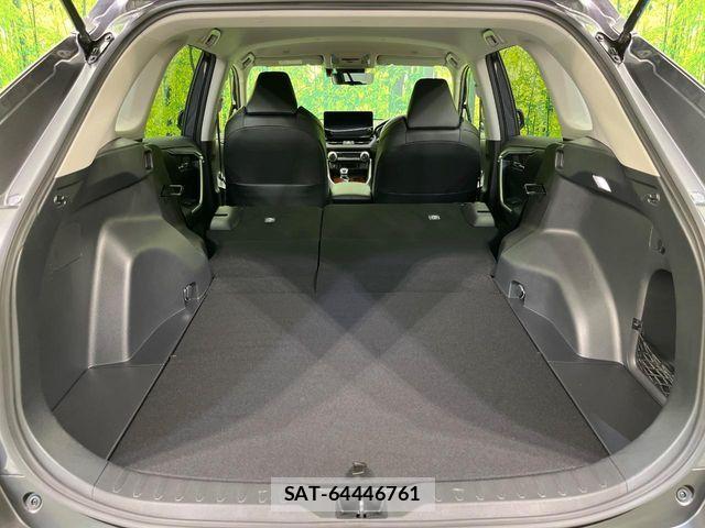 Toyota RAV4 2023-11 6614395-9