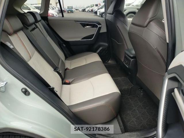 Toyota RAV4 2020-07 6614415-10