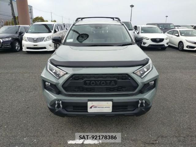 Toyota RAV4 2020-07 6614415-1