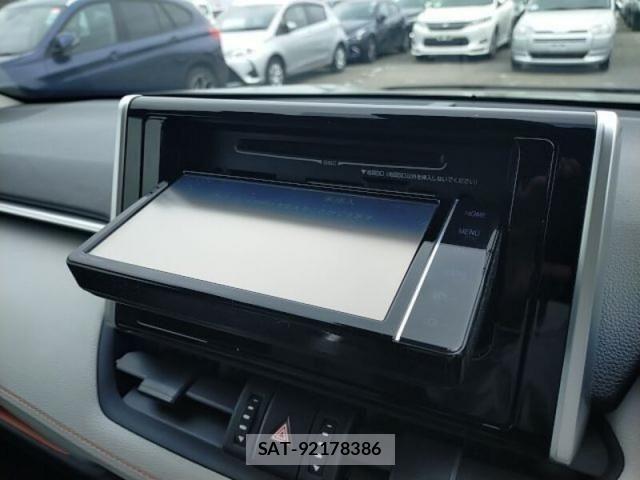 Toyota RAV4 2020-07 6614415-21