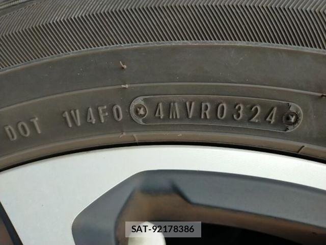Toyota RAV4 2020-07 6614415-27