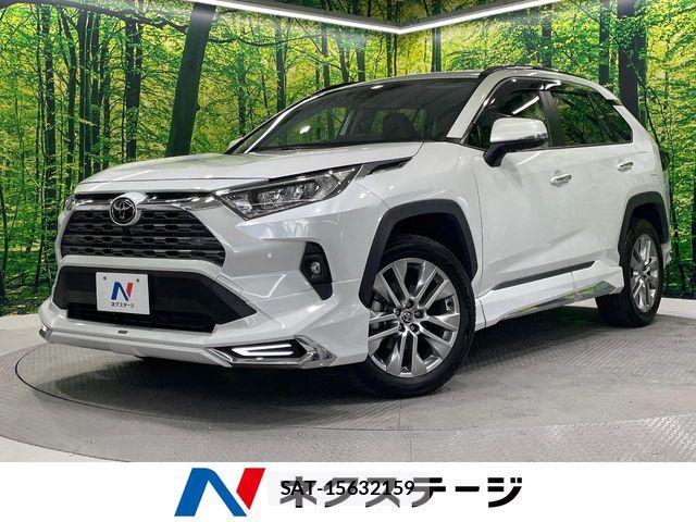 Toyota RAV4 2023-10 6614390-0