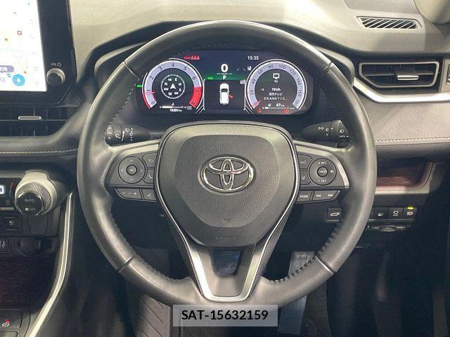 Toyota RAV4 2023-10 6614390-11