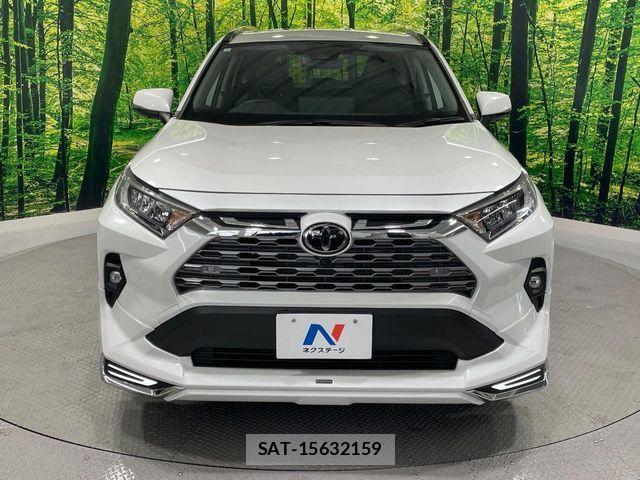 Toyota RAV4 2023-10 6614390-14