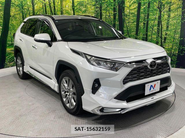 Toyota RAV4 2023-10 6614390-16