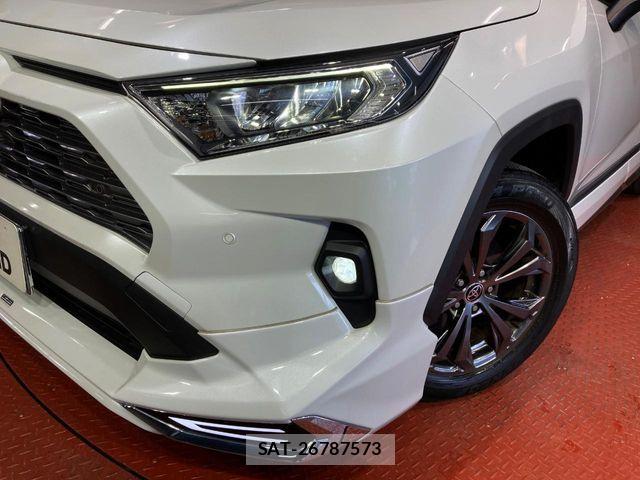 Toyota RAV4 2022-10 6642307-11
