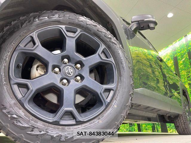 Toyota RAV4 2021-04 6673334-12