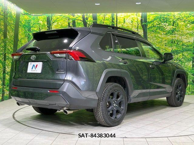 Toyota RAV4 2021-04 6673334-16
