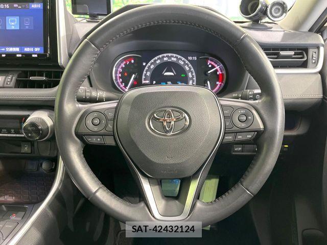 Toyota RAV4 2019-10 6673347-10