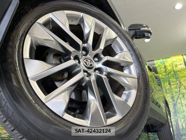 Toyota RAV4 2019-10 6673347-12