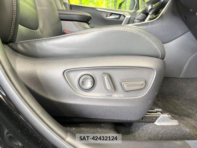 Toyota RAV4 2019-10 6673347-6